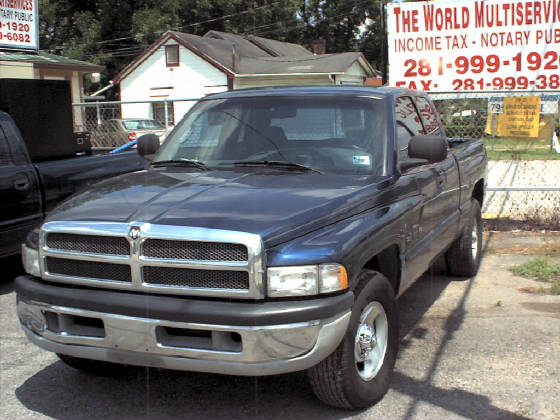 dodge2001.jpg